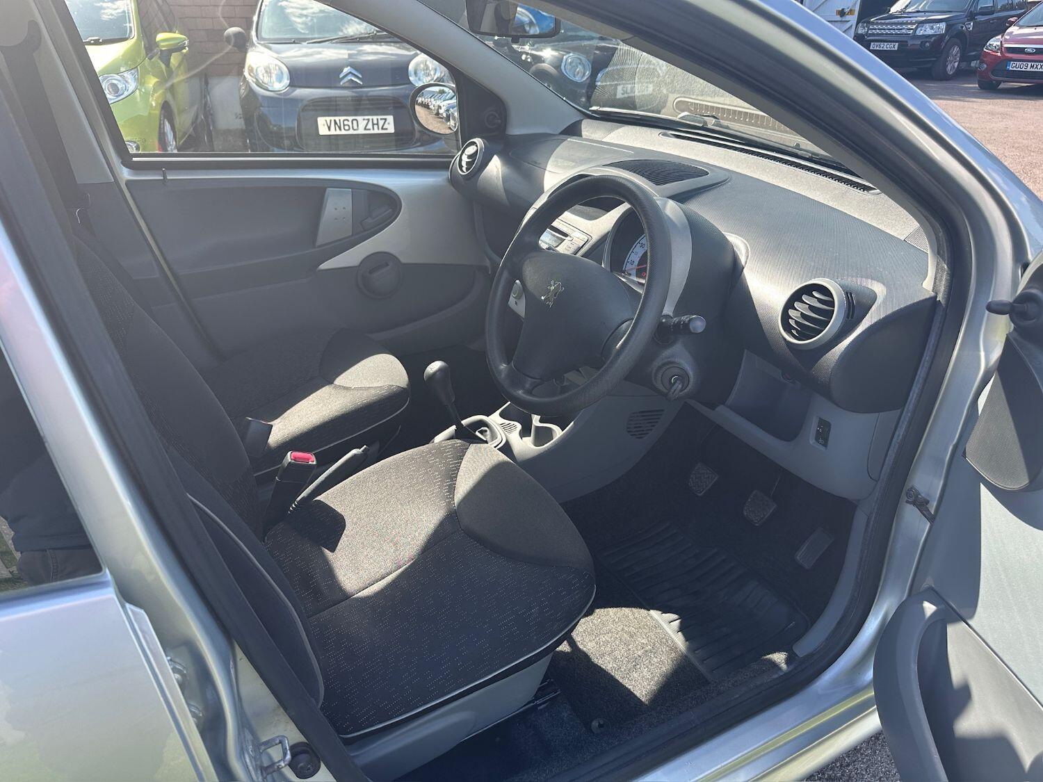 Used Peugeot 107 2011 for sale - 76794459: Photo 8