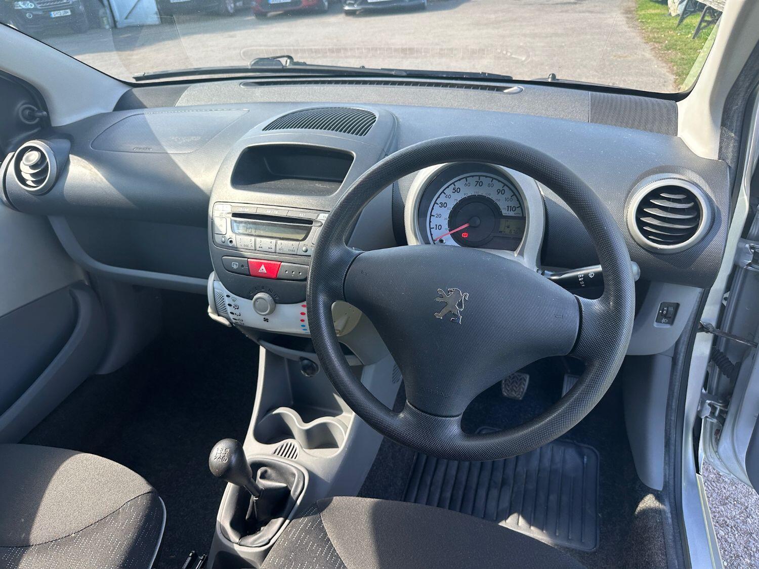 Used Peugeot 107 2011 for sale - 76794459: Photo 9