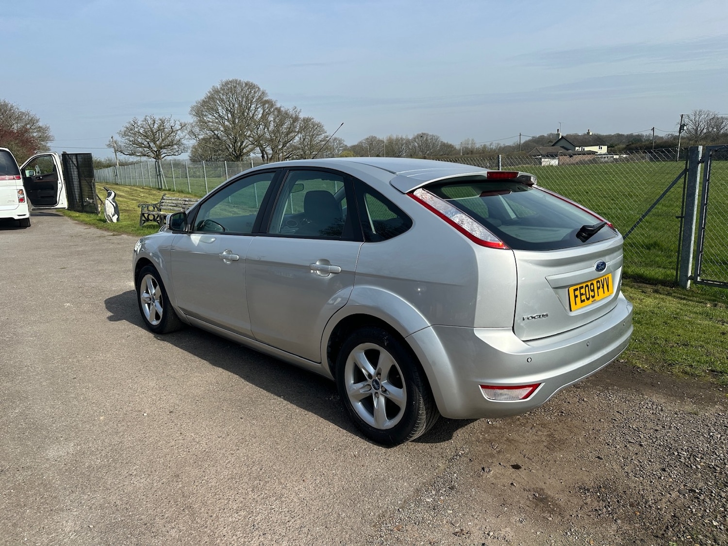 Used Ford Focus 2009 for sale - 77977067: Photo 9