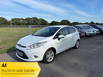 2012 - 1.25 Zetec 5dr [82]