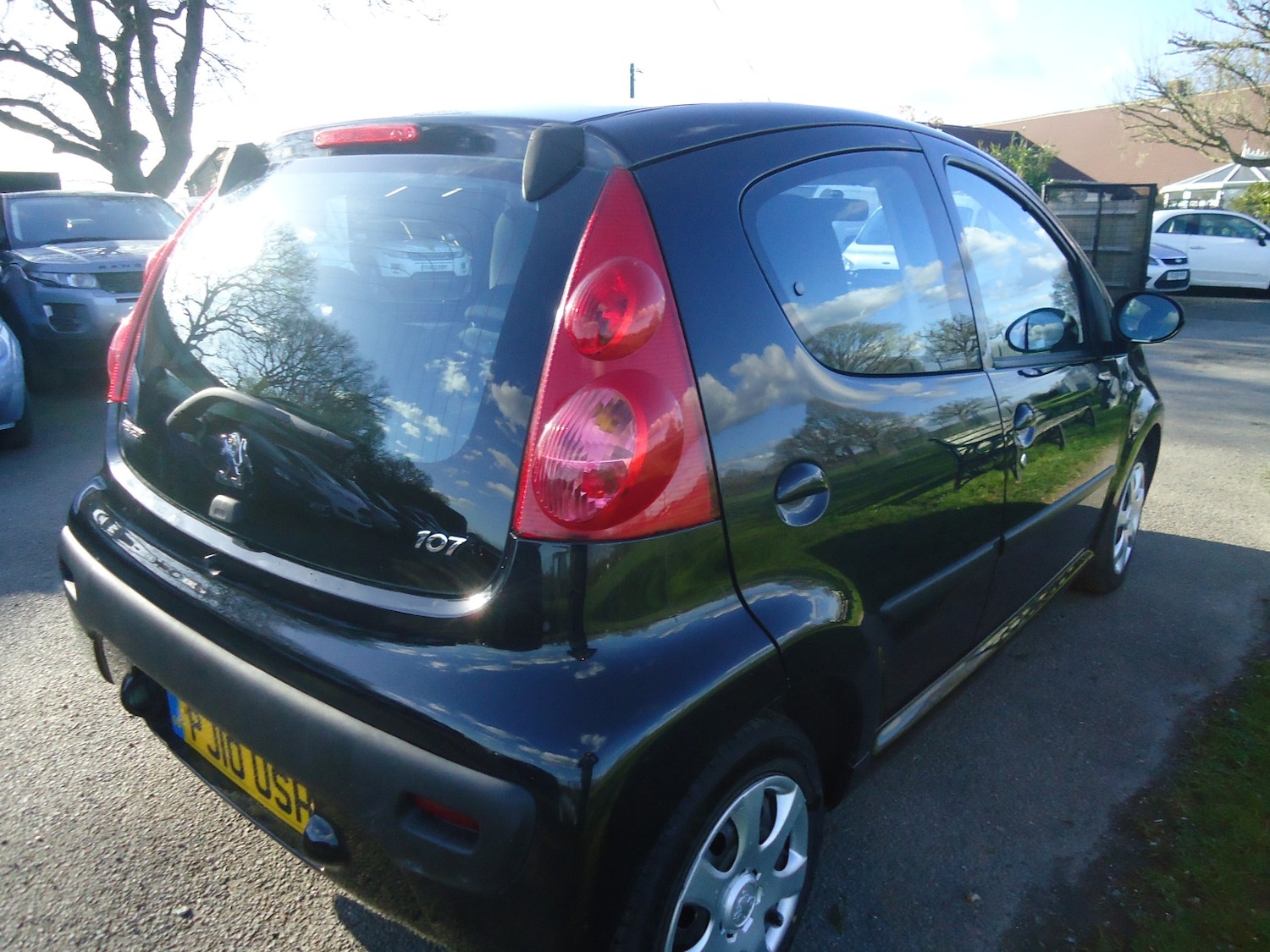 Used Peugeot 107 2010 for sale - 77897815: Photo 2