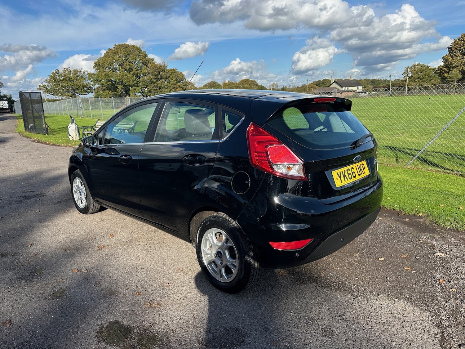 Used Ford Fiesta 2016 for sale - 76358173: Photo 11