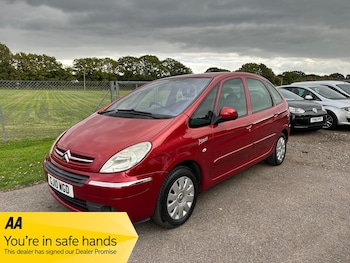2010 - 1.6 i 16V Desire 5-Door
