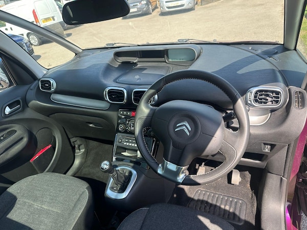 Used Citroen C3 Picasso 2016 for sale - 76246185: Photo 10