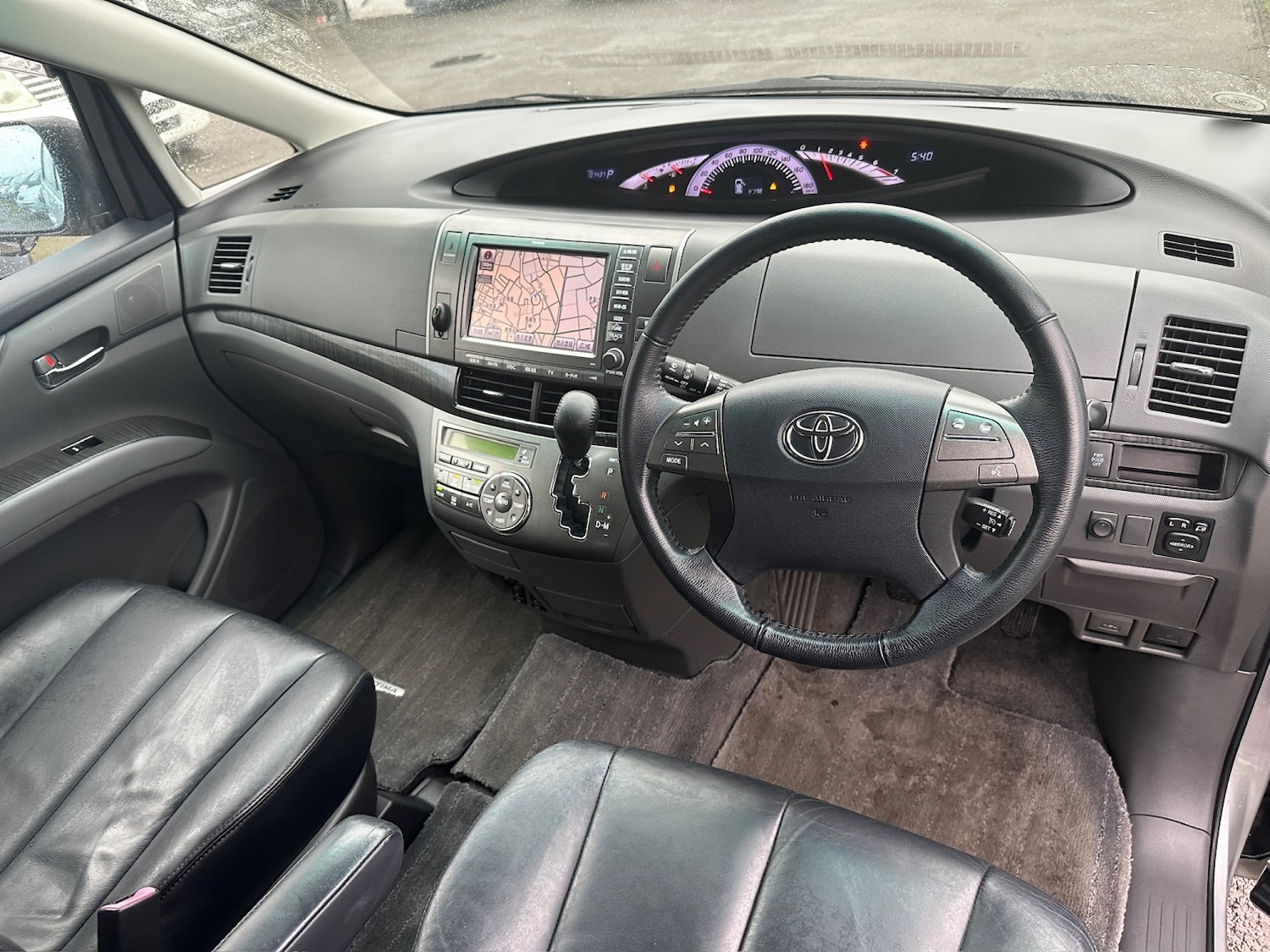 Used Toyota Estima 2025 for sale - 77749901: Photo 9