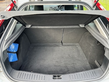 Used Ford Focus 2005 for sale - 76358201: Photo
