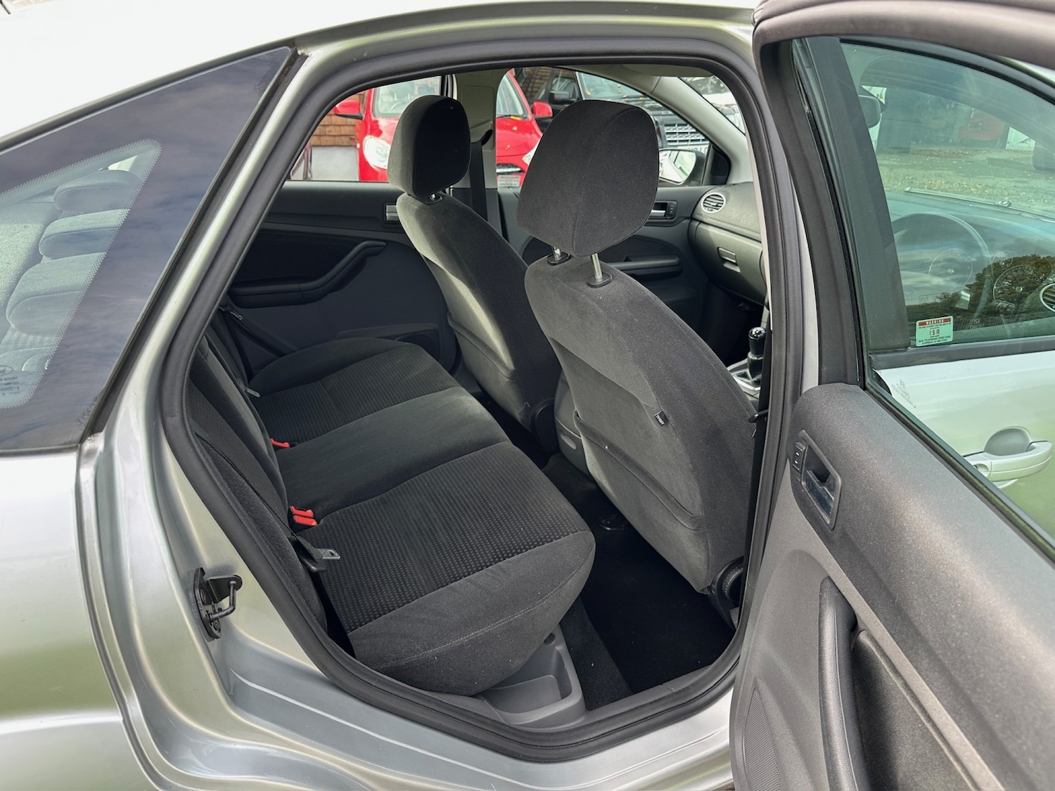 Used Ford Focus 2005 for sale - 76358201: Photo 7