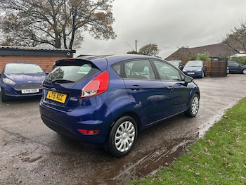 Used Ford Fiesta 2015 for sale - 76559959: Photo