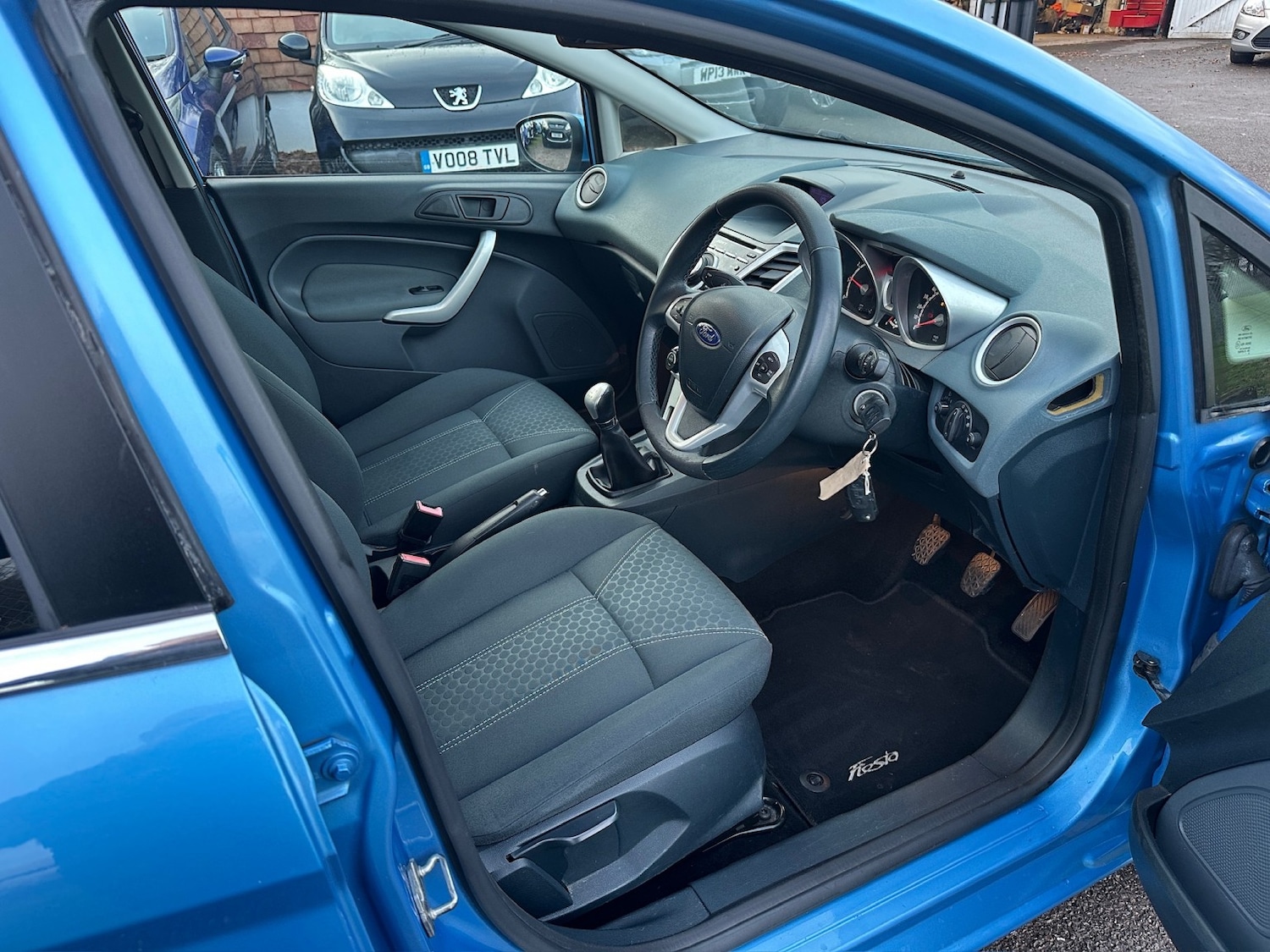 Used Ford Fiesta 2010 for sale - 77264513: Photo 10