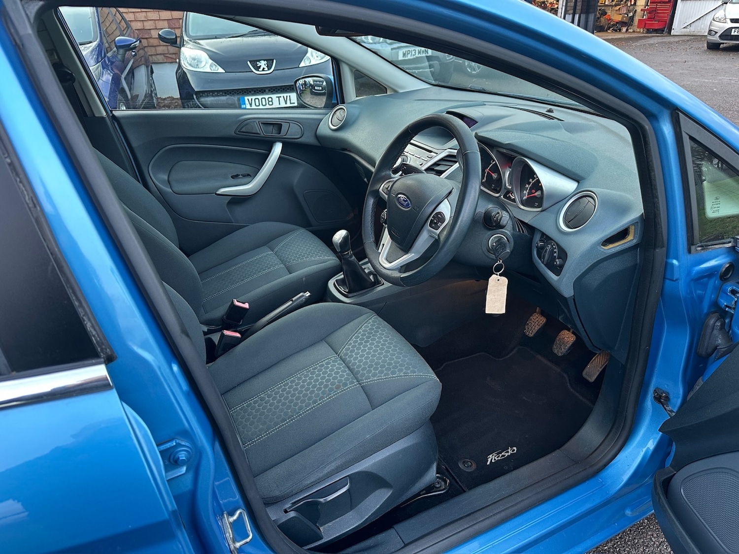 Used Ford Fiesta 2010 for sale - 77264513: Photo 9