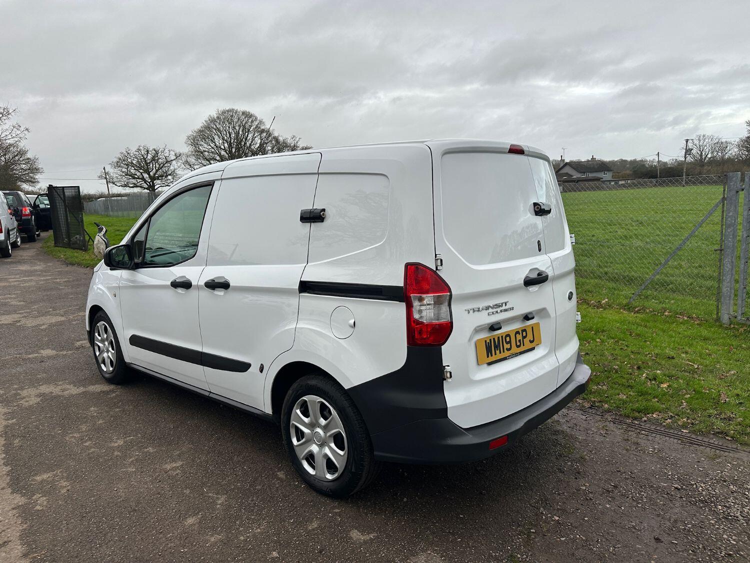 Used Ford Transit Courier 2019 for sale - 76830416: Photo 9