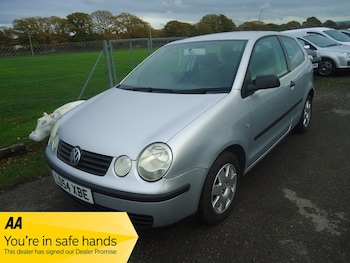 Used Volkswagen Polo 2004 for sale - 76560017: Photo