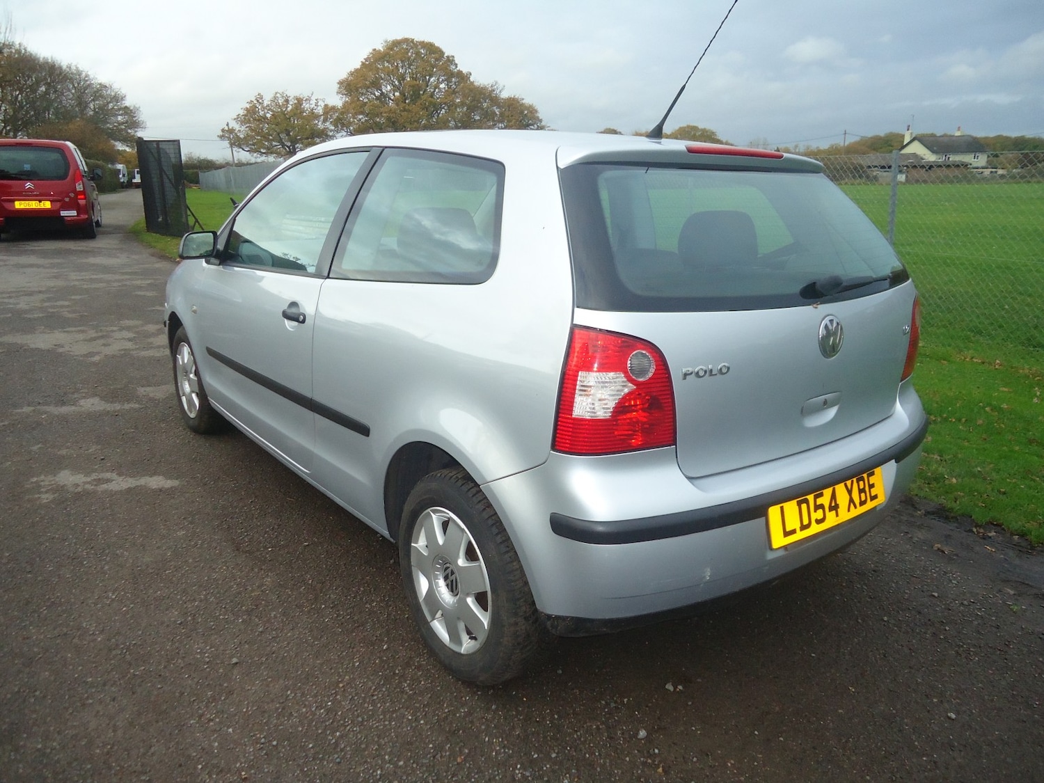 Used Volkswagen Polo 2004 for sale - 76560017: Photo 9