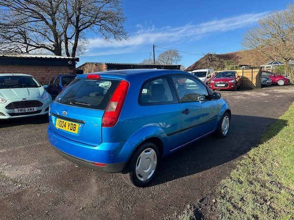 Used Ford Fiesta 2004 for sale - 73544538: Photo 2