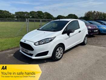 Used Ford Fiesta Van 2017 for sale - 74968905: Photo