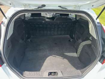 Used Ford Fiesta Van 2017 for sale - 74968905: Photo