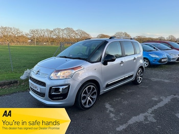 2016 - 1.6 BlueHDi Platinum 5dr