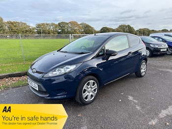 Used Ford Fiesta Van 2009 for sale - 76446022: Photo