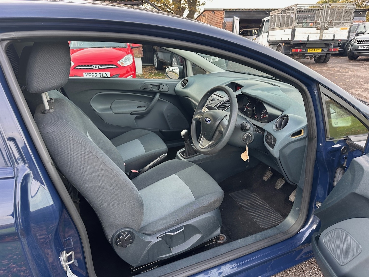 Used Ford Fiesta Van 2009 for sale - 76446022: Photo 7