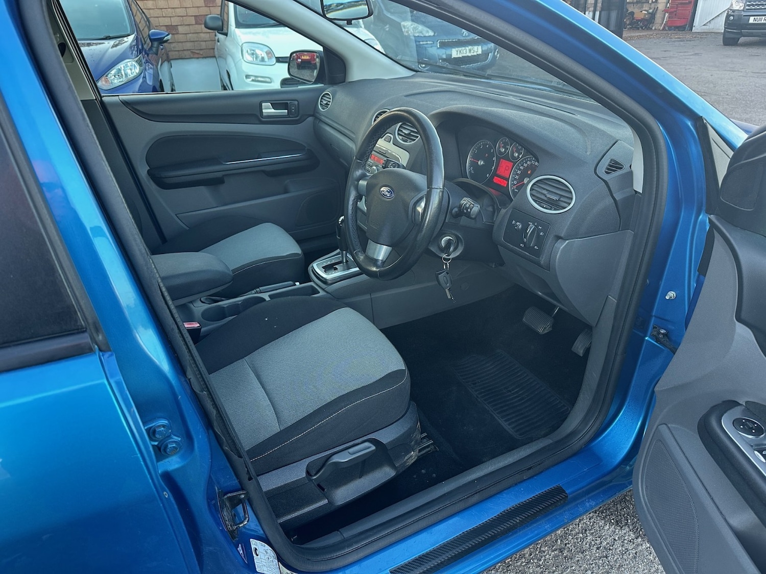 Used Ford Focus 2007 for sale - 76670748: Photo 8