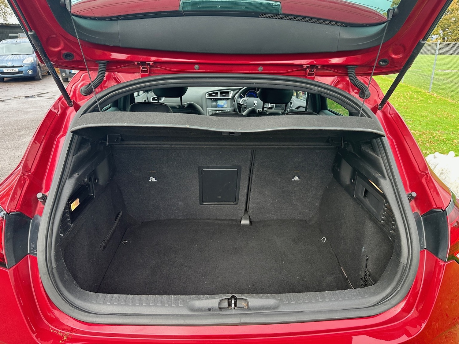 Used Citroen DS4 2015 for sale - 76521150: Photo 3