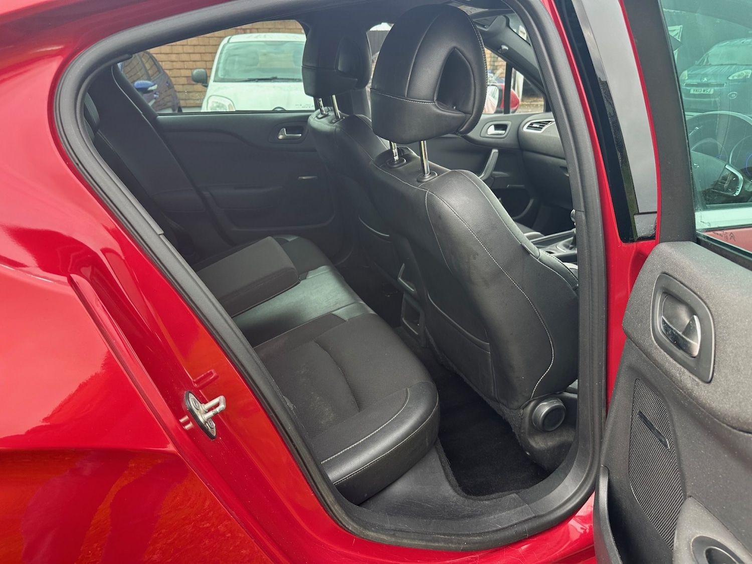 Used Citroen DS4 2015 for sale - 76521150: Photo 5