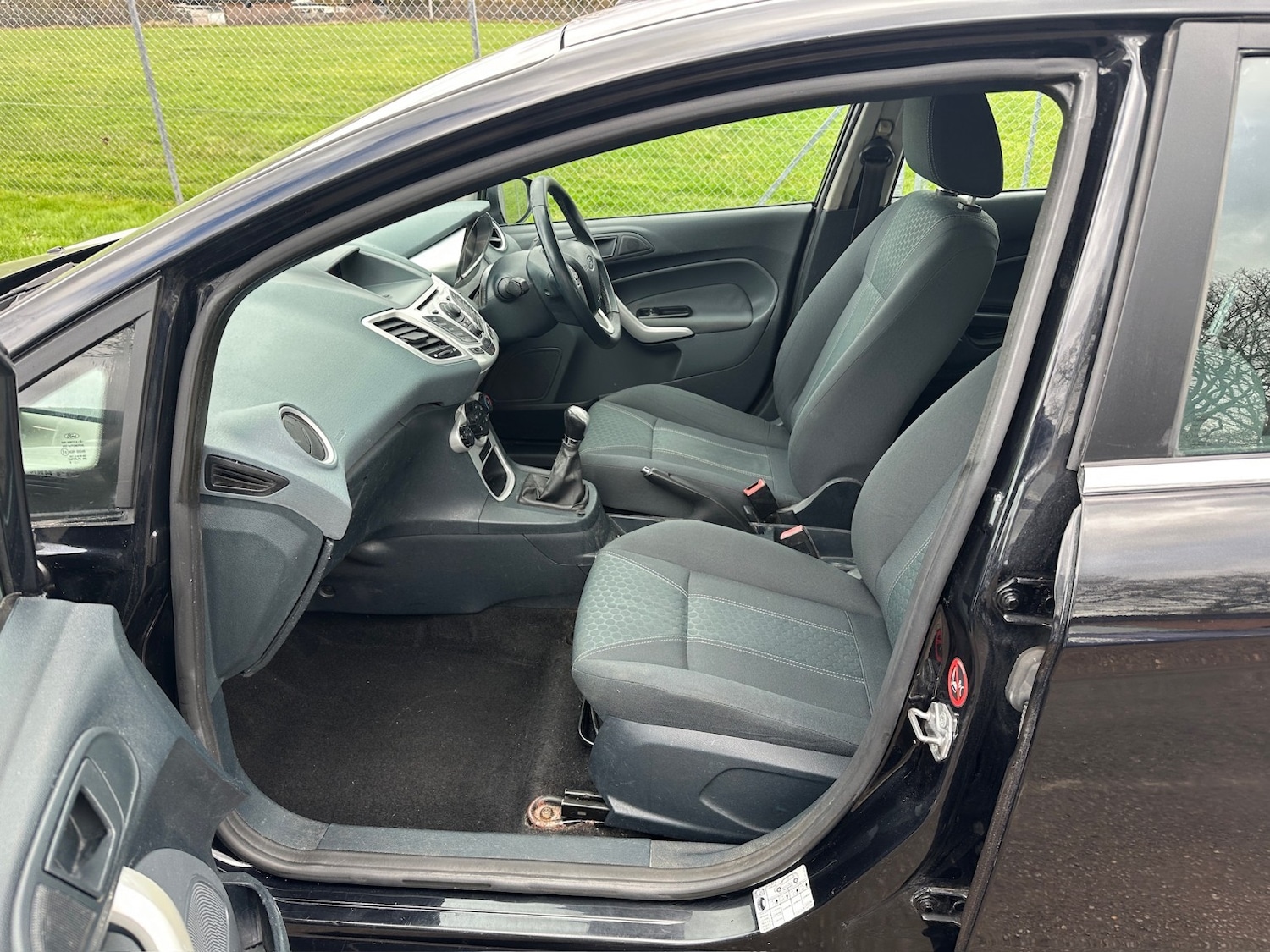 Used Ford Fiesta 2010 for sale - 77632436: Photo 5