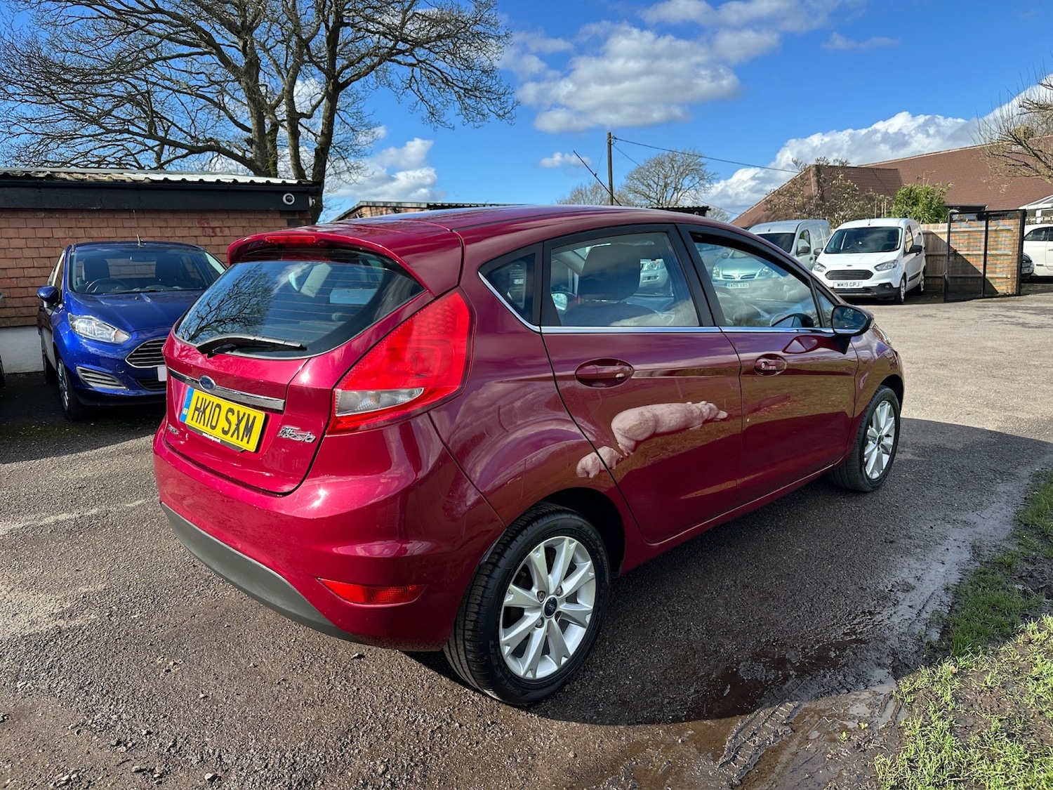 Used Ford Fiesta 2010 for sale - 77792782: Photo 2