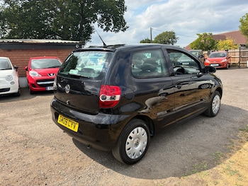 Used Volkswagen Fox 2009 for sale - 79543823: Photo