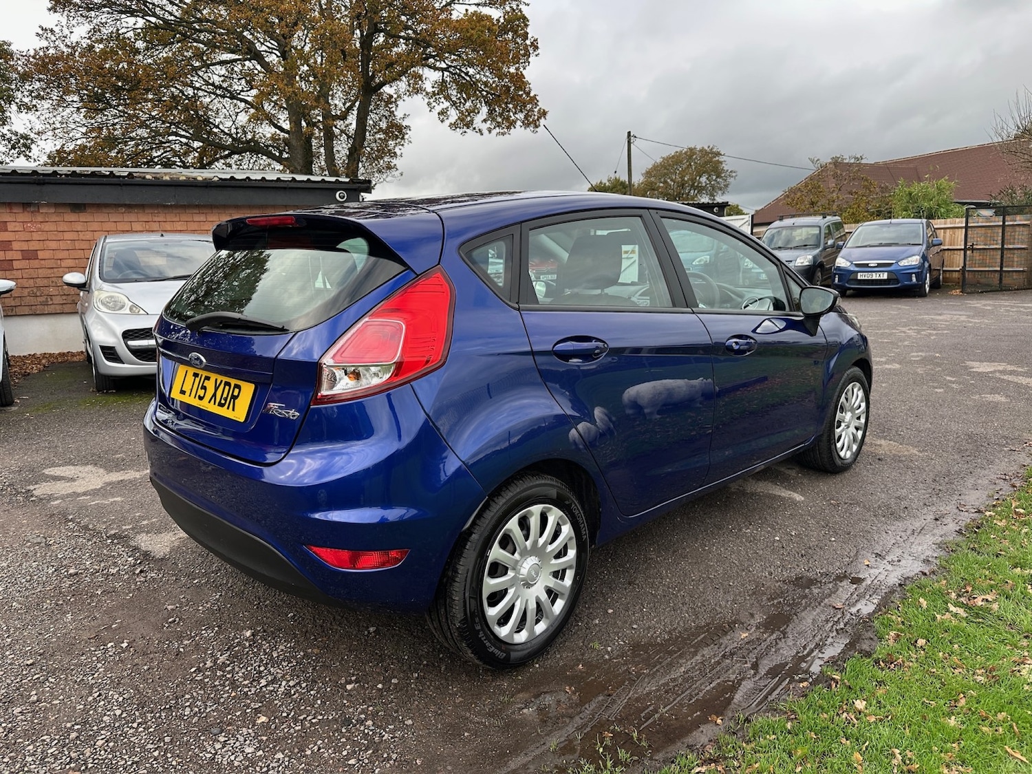 Used Ford Fiesta 2015 for sale - 76553946: Photo 2