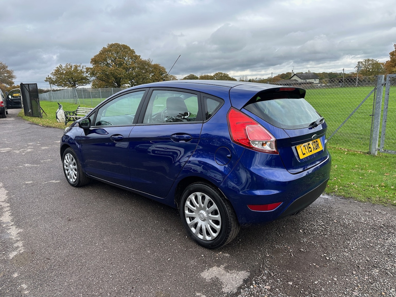Used Ford Fiesta 2015 for sale - 76553946: Photo 9