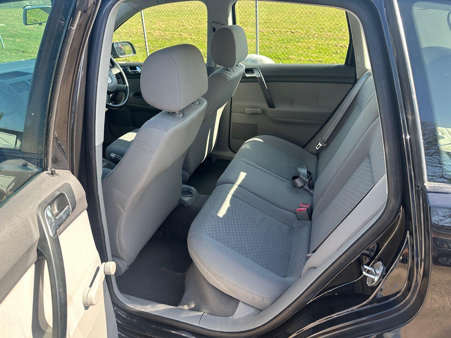 Used Volkswagen Polo 2002 for sale - 77548348: Photo 5