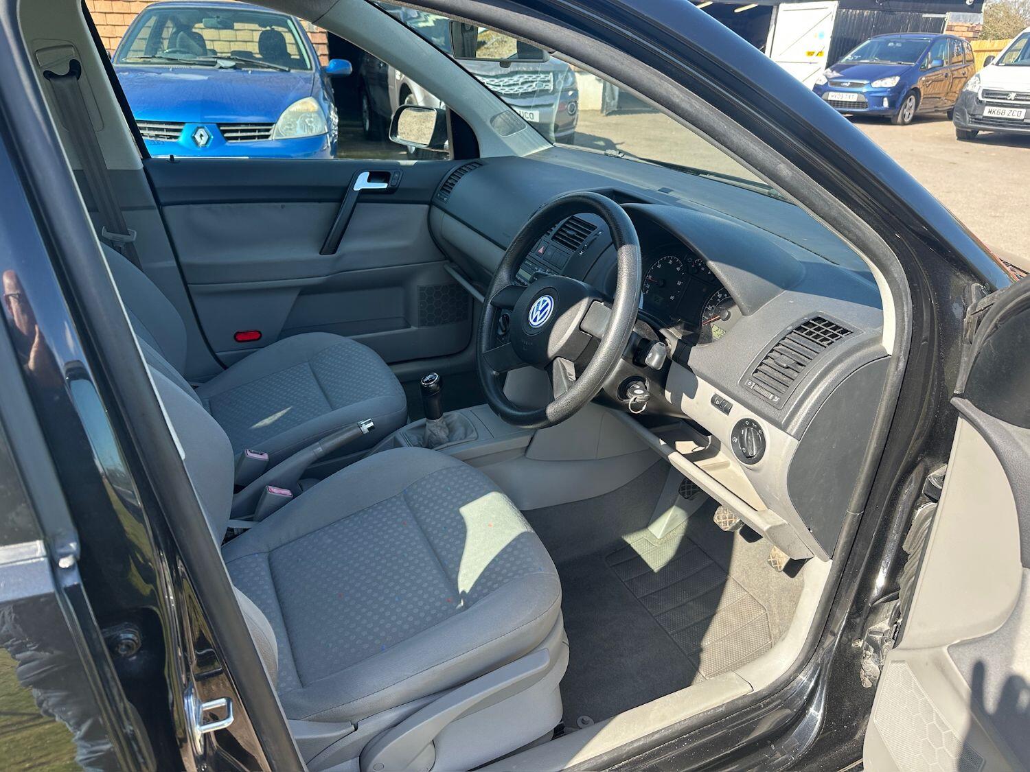 Used Volkswagen Polo 2002 for sale - 77548348: Photo 9