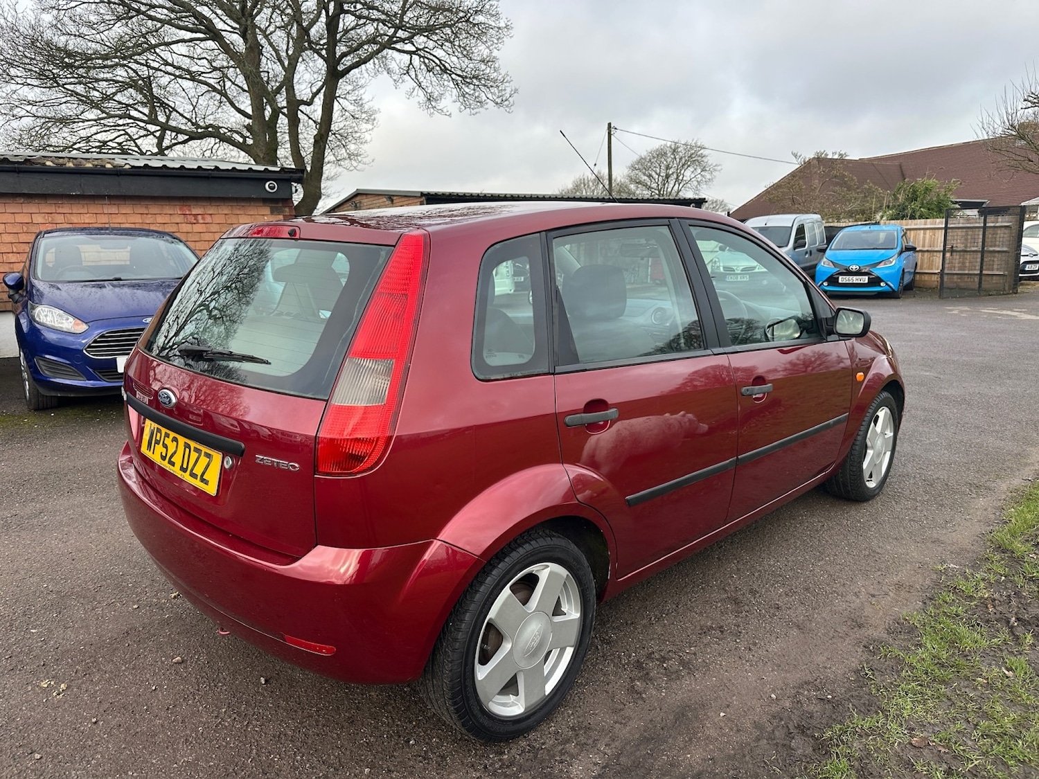 Used Ford Fiesta 2003 for sale - 77707162: Photo 2