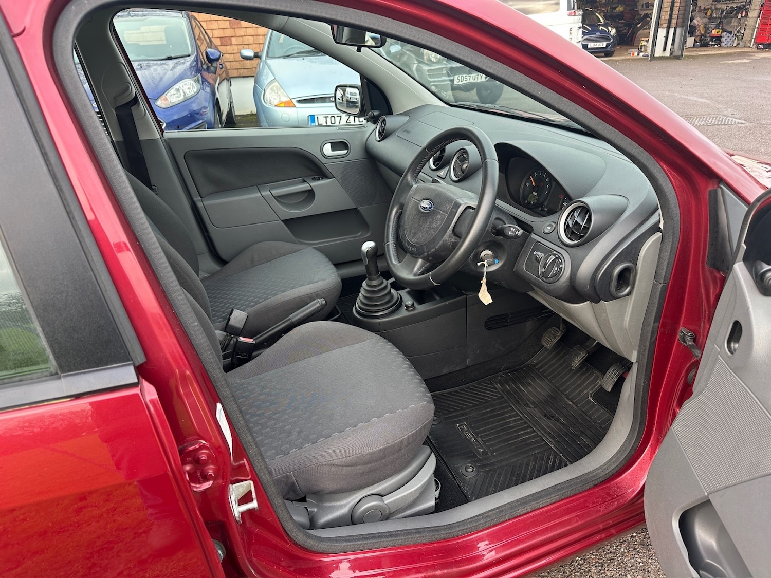 Used Ford Fiesta 2003 for sale - 77707162: Photo 9