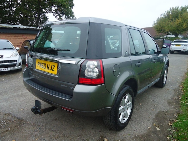 Used Land Rover Freelander 2 2010 for sale - 76246224: Photo 2