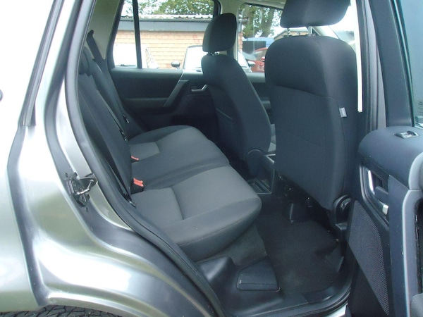 Used Land Rover Freelander 2 2010 for sale - 76246224: Photo 7