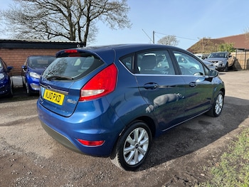 Used Ford Fiesta 2010 for sale - 77707144: Photo