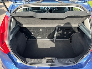 Used Ford Fiesta 2010 for sale - 77707144: Photo