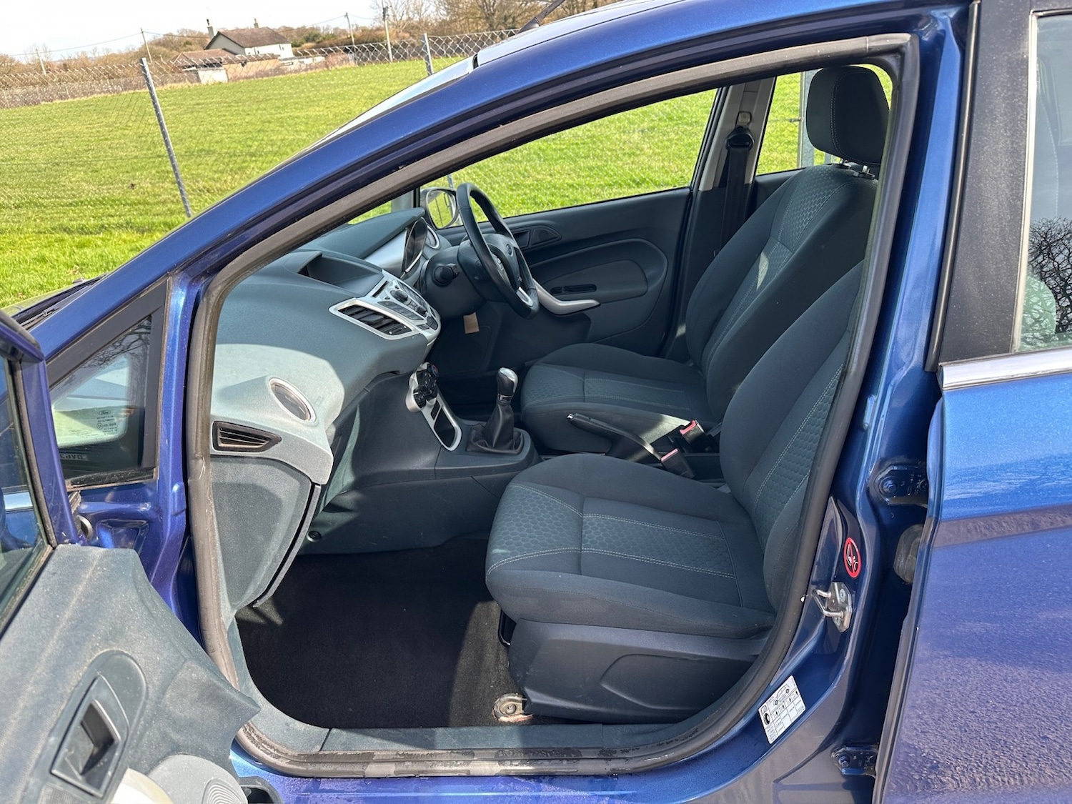 Used Ford Fiesta 2010 for sale - 77707144: Photo 6