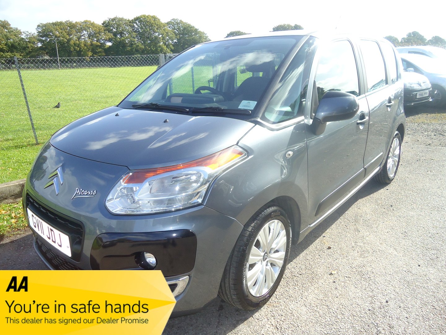 Used Citroen C3 Picasso 2011 for sale - 76186770: Photo 1