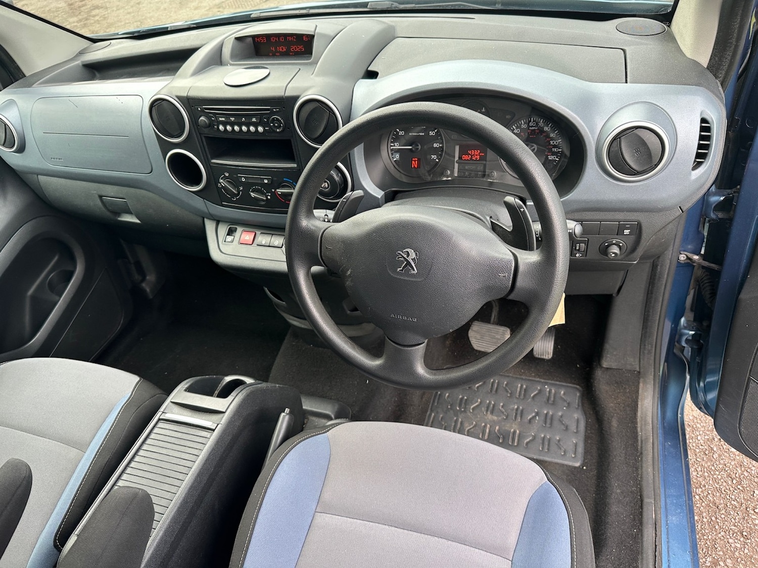 Used Peugeot Partner Tepee 2013 for sale - 76521129: Photo 8