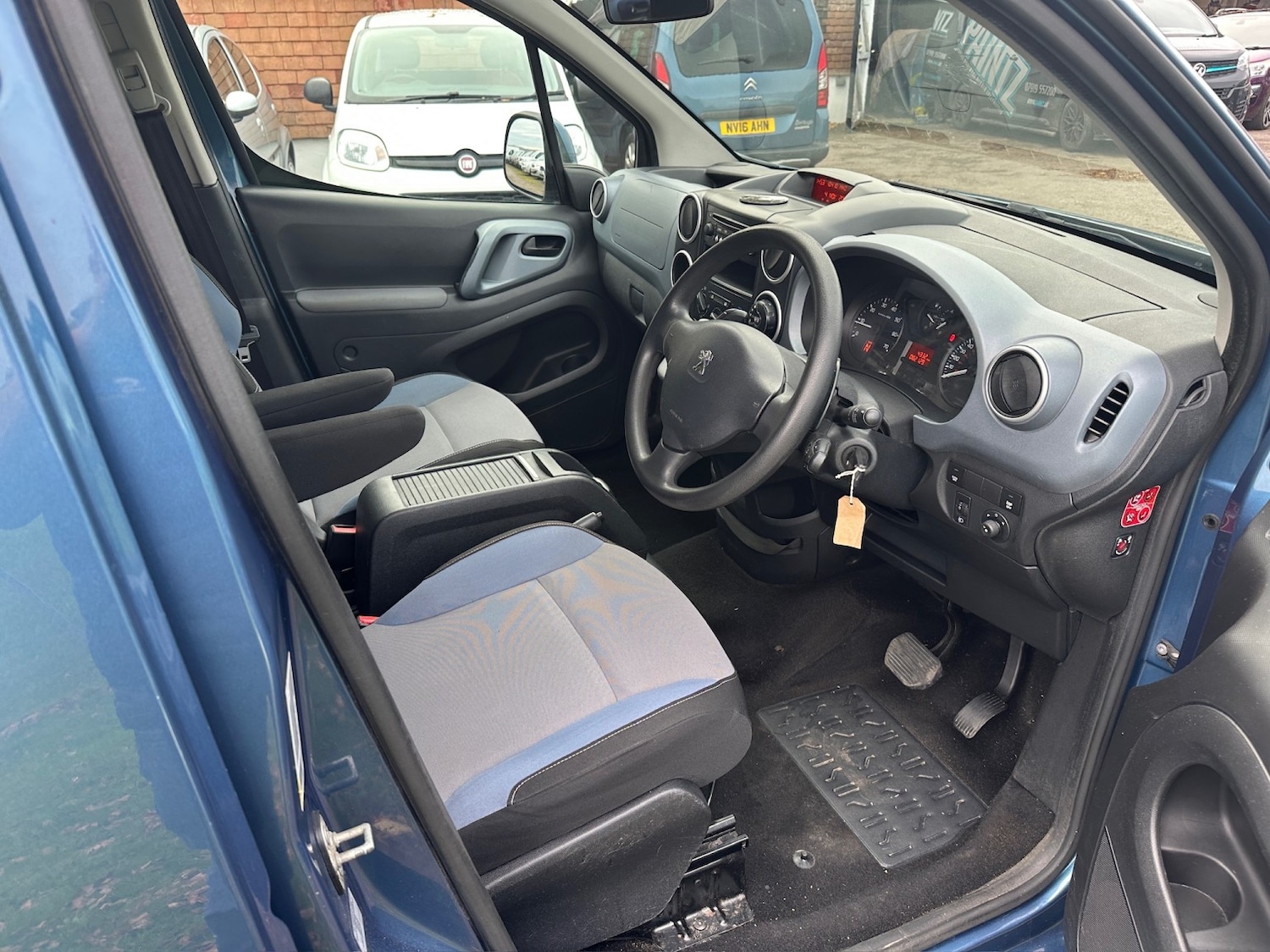 Used Peugeot Partner Tepee 2013 for sale - 76521129: Photo 9