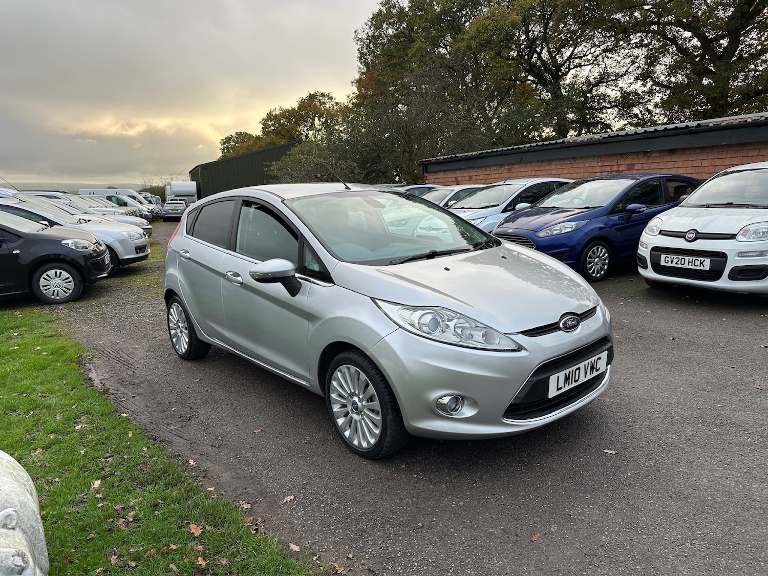 Used Ford Fiesta 2010 for sale - 76596537: Photo 10