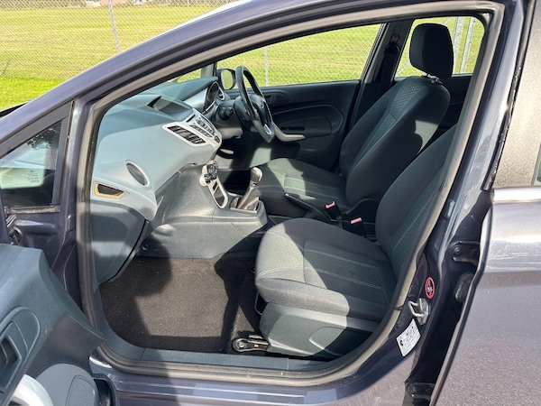 Used Ford Fiesta 2011 for sale - 76257701: Photo 5