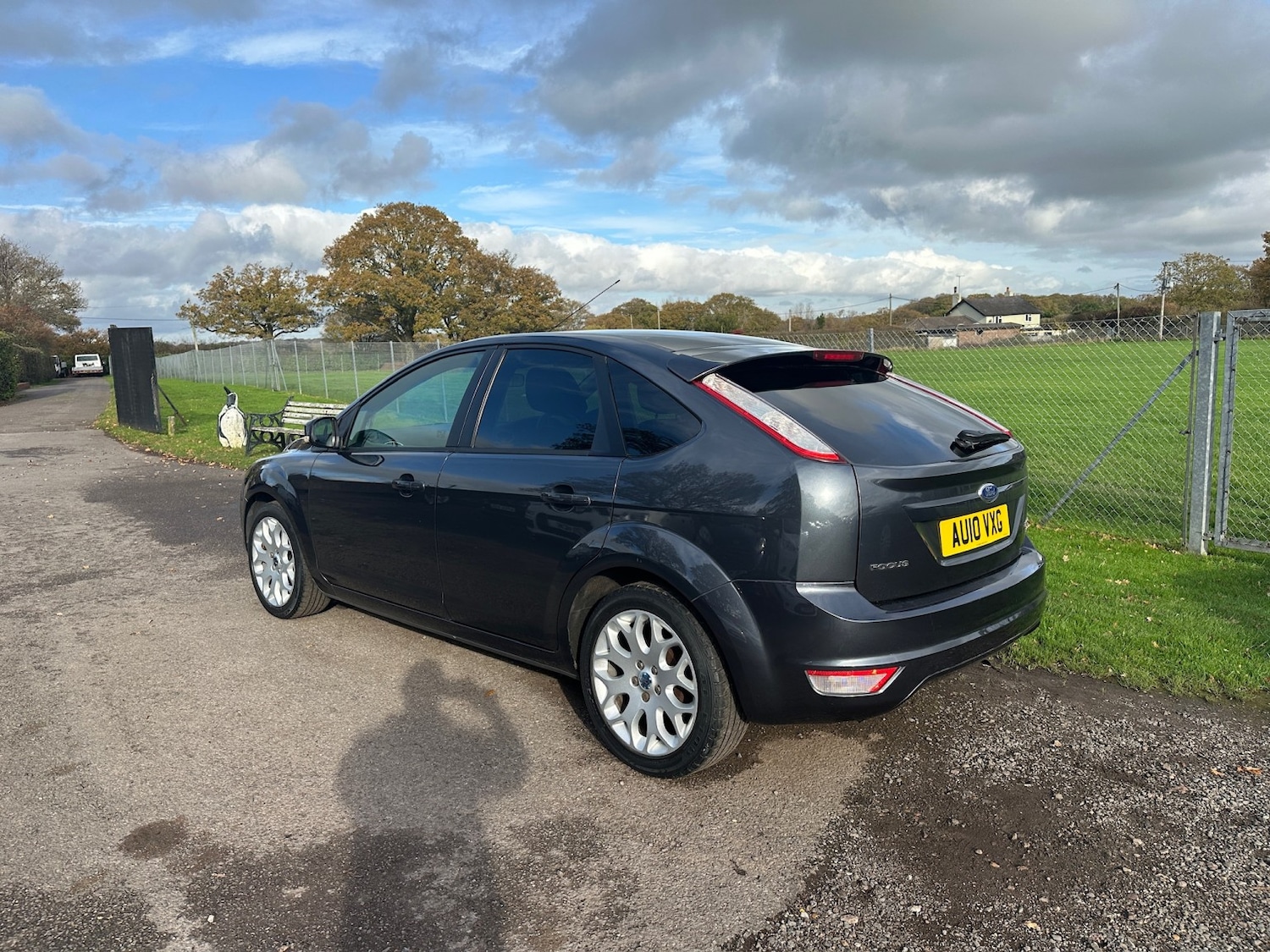 Used Ford Focus 2010 for sale - 76605908: Photo 8