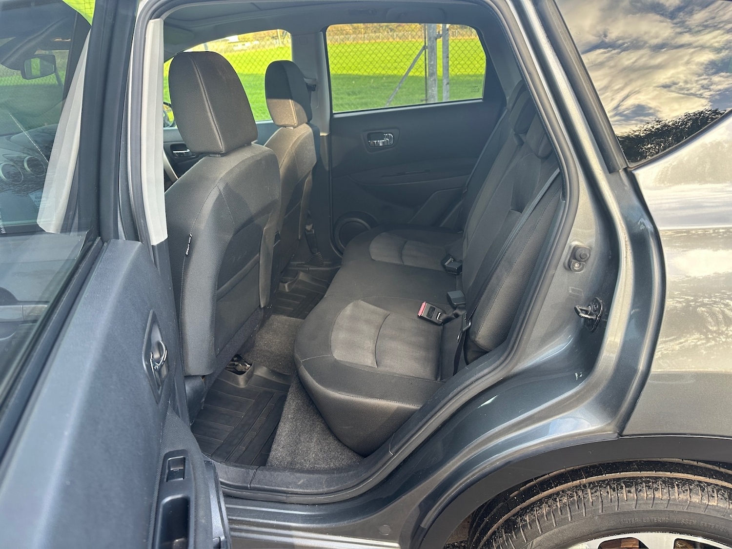 Used Nissan Qashqai 2011 for sale - 76670810: Photo 6