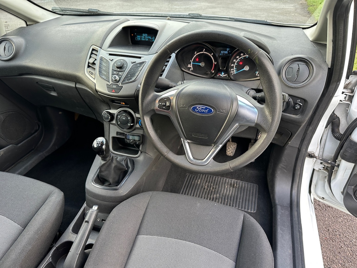 Used Ford Fiesta 2015 for sale - 77632431: Photo 5