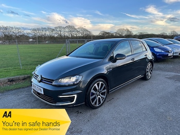 Used Volkswagen Golf 2015 for sale - 77314111: Photo