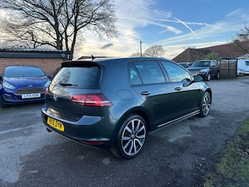 Used Volkswagen Golf 2015 for sale - 77314111: Photo